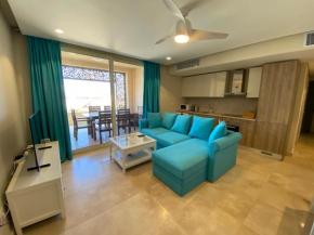 Modern apartment with great Pool & Beach access